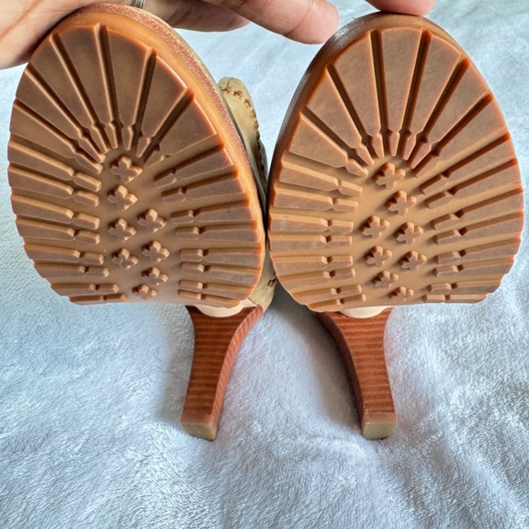 Johnson & Murphy Tan Booties Size 8.5 - Picture 5 of 8